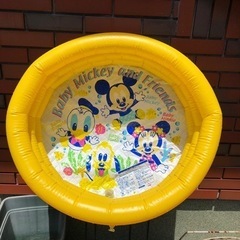 水遊びデビューに❗️ディズニー　直径65センチプール✨の画像