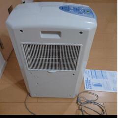 コロナ　冷風・衣類乾燥除湿機　＋　衣類乾燥袋（新古品）の画像