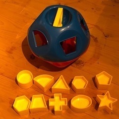 タッパートイ　ボール型　型はめパズル