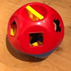 タッパートイ　ボール型　型はめパズルの画像