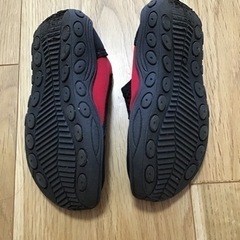 【値下げ】マリンシューズ　17cmくらいの画像