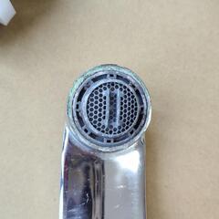 TOTO 台所用シングルレバー混合栓　水栓の画像
