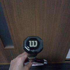 値下げ【3〜4回のみ使用】Wilson硬式用テニスラケットの画像