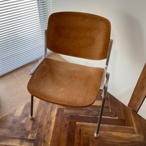 カステリチェア イタリア castelli 岡村製作所