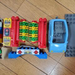 LEGOガソリンスタンド&洗車機（幼児向け）の画像