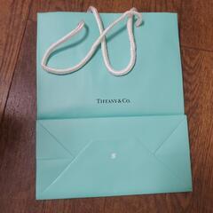 TIFFANY 紙袋の画像