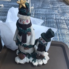 クリスマスの置物、お皿の画像