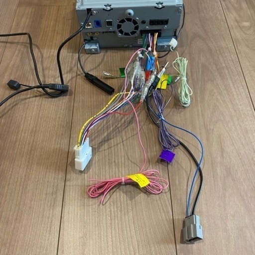 【購入者様が決まりました】KENWOOD 彩速ナビ　MDV-D504BT 2017年