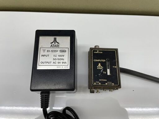 希少 ATARI 2800 レトロゲーム機 本体 コントローラー カセット付き