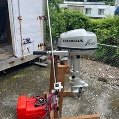 ボート　トレーラー付きの画像