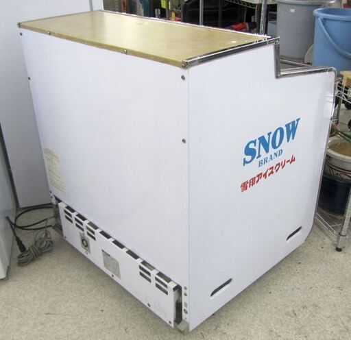 雪印アイスクリーム サンヨー冷凍ショーケース SCR-R1800 業務用冷凍庫 SANYO 三洋電機 札幌市北区屯田 (モノハウス屯田店)  新琴似のキッチン家電《その他》の中古あげます・譲ります｜ジモティーで不用品の処分