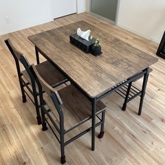【お引取り決定しました】ダイニングテーブルセット4人用の画像