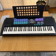 【終了】YAMAHA 電子ピアノ　譜面台・ACアダプター付き