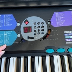 【終了】YAMAHA 電子ピアノ　譜面台・ACアダプター付きの画像