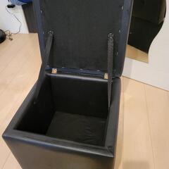 収納付きスツールの画像