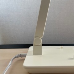 LEDデスクライト ニトリの画像