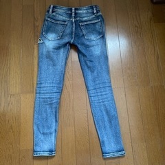 値下げ‼️ダメージジーンズ👖✨Sサイズ❤️の画像
