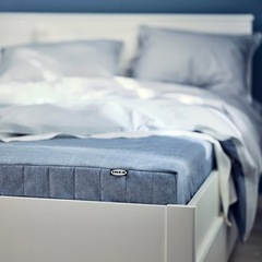 【IKEAほぼ新品】ダブルサイズマットレス (IKEA VADSÖ ヴァドソ)の画像