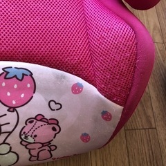 キティちゃんジュニアシート　汚れ多数ありの画像