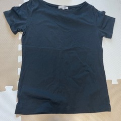 【もうすぐ廃棄します】ナチュラルビューティーベーシック　黒Tシャツ　