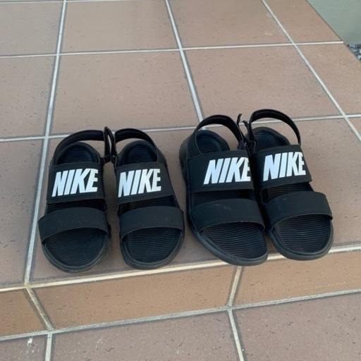 完売★ NIKEのサンダル【男女用】2足セット