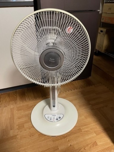 早い者勝ち！！　リモコン付き　扇風機