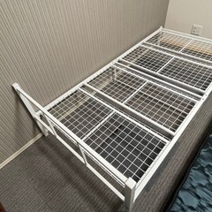シングルベッド白
