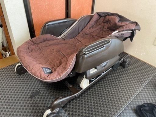 ネムリラ　オートスウィング　電動　combi auto swing スイング