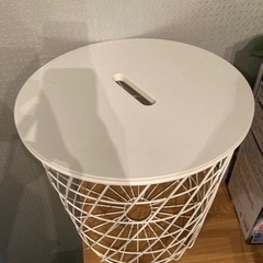 丸カゴ☆白色　スチールバスケットの画像