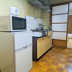 【初期費用０円】御陵駅徒歩４分!家電家具付き!WIFI無料!３人...