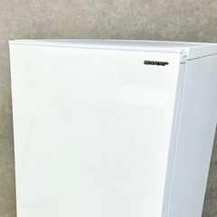 ご成約済🤝 ☑︎配送/設置無料👏 SHARP 最新2021年製🔥 人気のシンプルな洗練モデル📣 大きめ 179L 2ドア冷蔵庫✨ 自炊派に⭕️の画像
