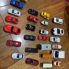 トミカ、ミニカー等