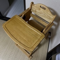 ベビーチェアー、カトージバウンサーの画像