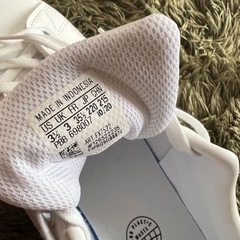 新品未使用 adidas スタンスミス スニーカーの画像
