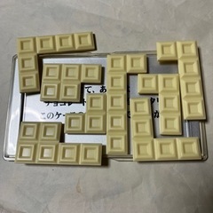 明治の板ホワイトチョコレートを模したパズルの画像