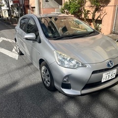 TOYOTA   AQUA silver