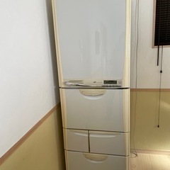 冷蔵庫の画像