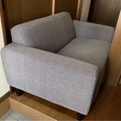 お盆値引き‼️ソファー2人掛け　同柄クッションカバー2枚付