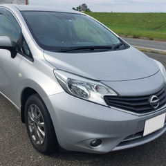 日産ノート X FORE（シルバー）／走行距離 13.4万km／車検2023年8月／現状渡し支払総額198,000円の画像