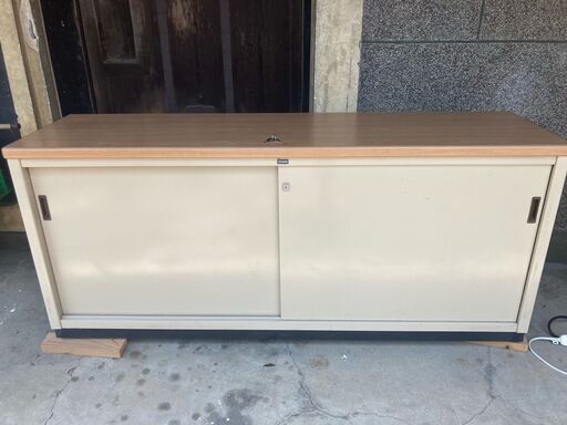 ローカウンター　UCHIDA　ウチダ　内田洋行　キャビネット　木目調２段引違扉