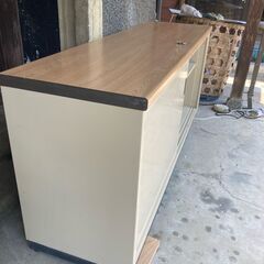 ローカウンター　UCHIDA　ウチダ　内田洋行　キャビネット　木目調２段引違扉の画像