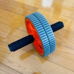ニトリ　腹筋ローラー　決まりました♪