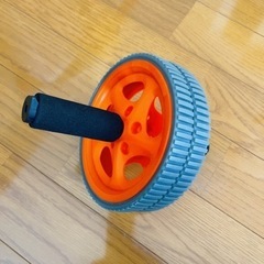 ニトリ　腹筋ローラー　決まりました♪の画像