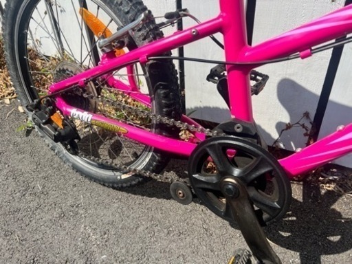 SPECIALIZED HOTROCK 20インチ