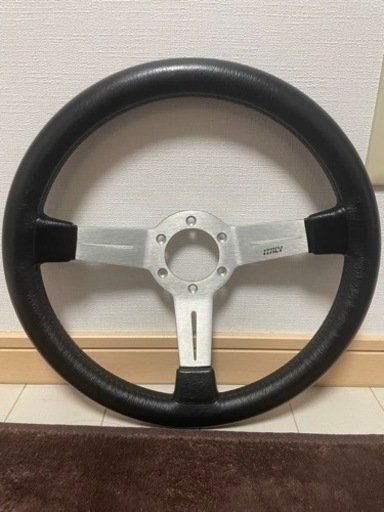 ITALYステアリング　新品未使用