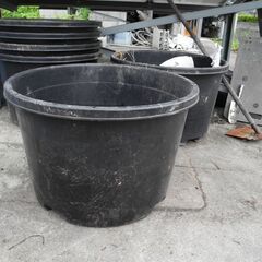 高松 超大型の植木鉢 ポット 大鉢 １００Ｌ NPポット＃１００...