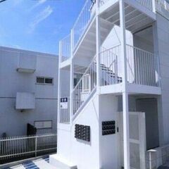 ⭐🌟エーゲ海の真珠のような美しい外観✨オートロック付きで安心🌟⭐...