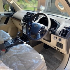 【新車】【マットブラックエディション】ランドクルーザープラドの画像