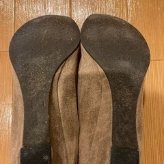 レディース　パンプス　茶色の画像