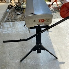 クロス手動糊付け機の画像